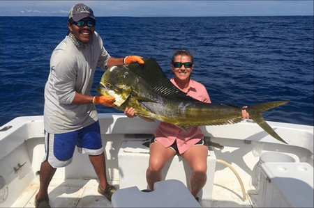 Sportfishing Tour - 38' Topaz "Talking Fish" - Half Day photo 3